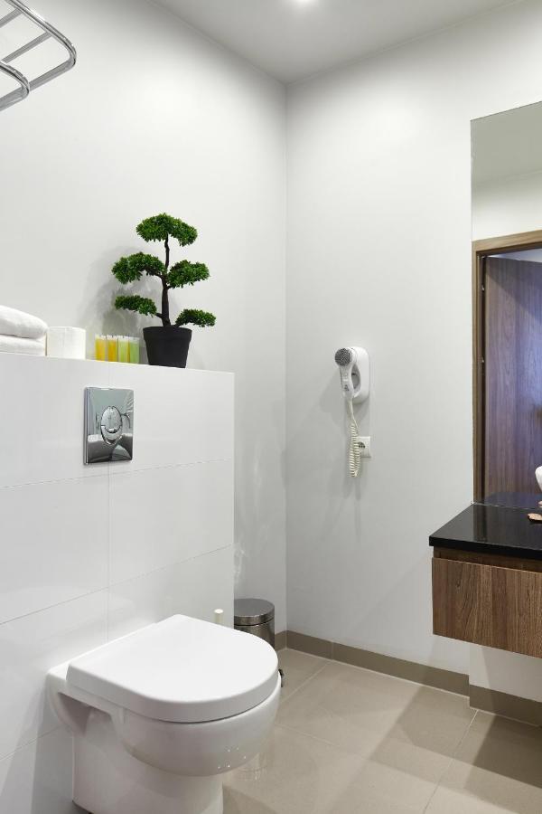 Wronia Business Residence وارسو المظهر الخارجي الصورة